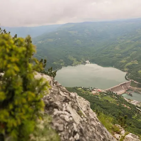 Dren Lux - Banjska Stena Chalet Perucac