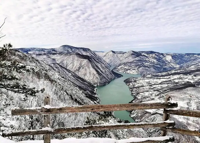 Dren Lux - Banjska Stena Chalet